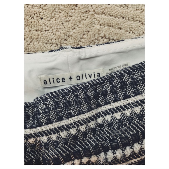 Alice + Olivia Designer Embroidered Shorts - Picture 5 of 5